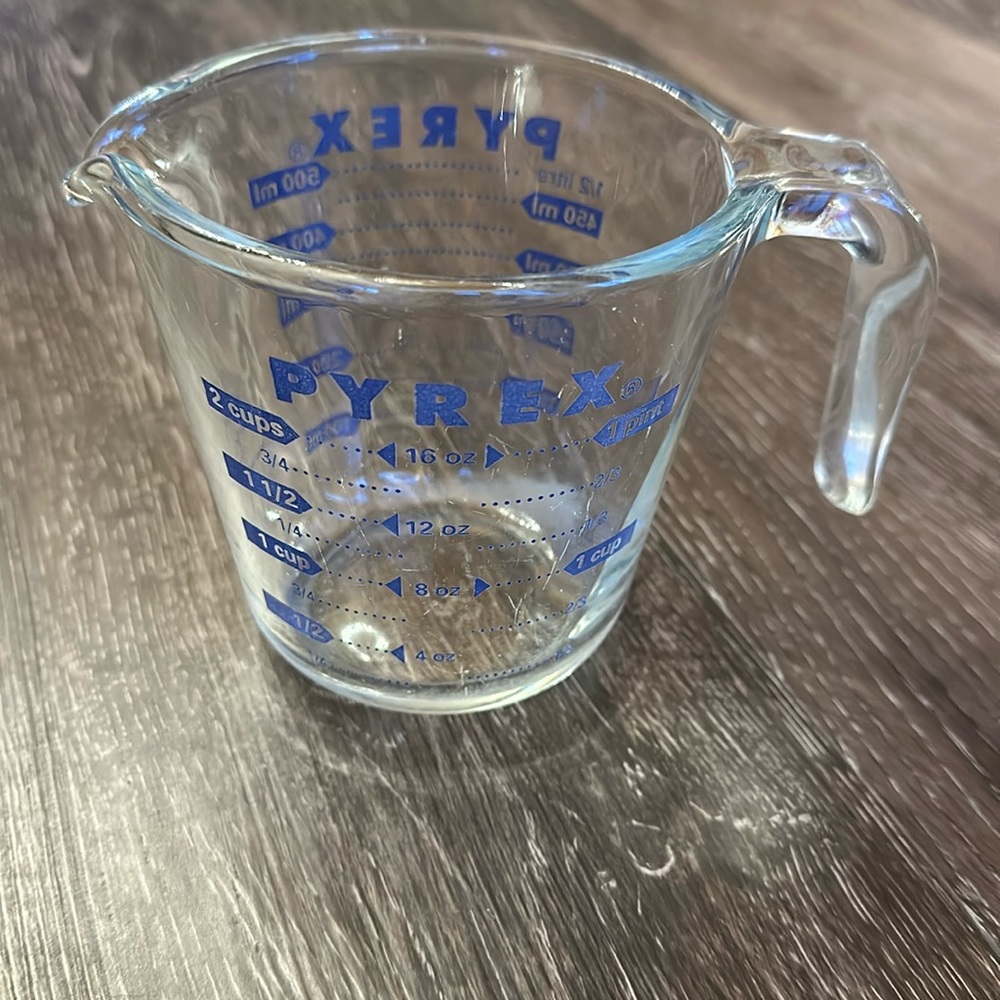 Blue PYREX measuring pitcher